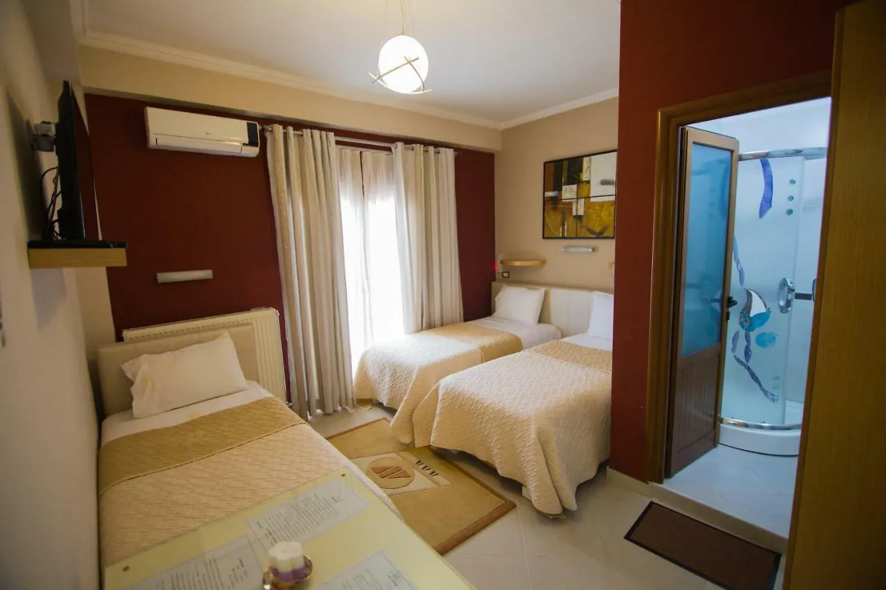 Dea Hotel 2002 Korce 3*,  Albania